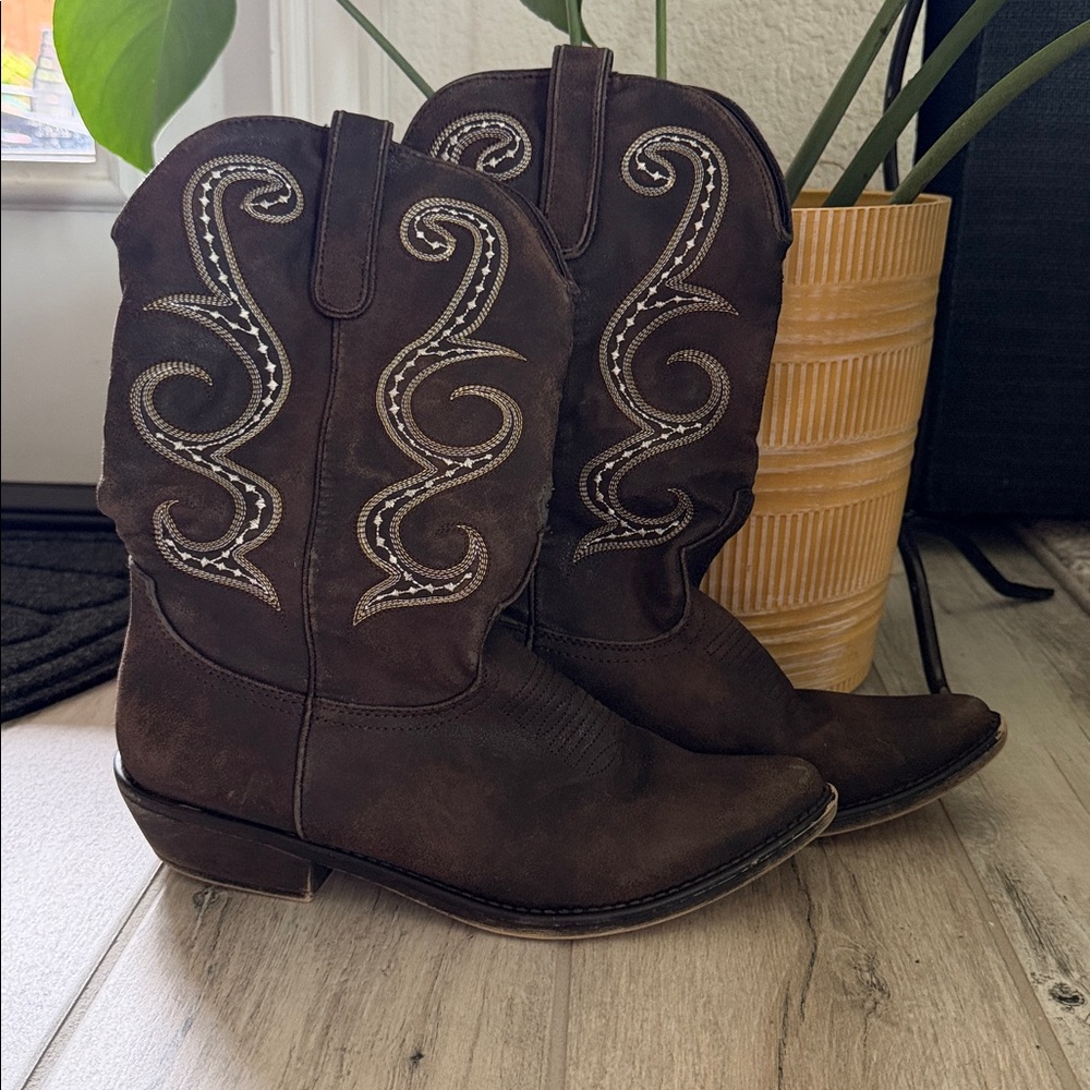 American Rag Cowboy Boots Brown Southern Country 8.5 Western - Picture 2 of 9